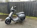 Full option mat grijse vespa sprint goede staat!, Fietsen en Brommers, Ophalen, Overige modellen, Benzine, 50 cc