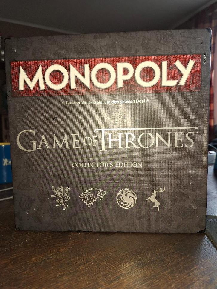 MONOPOLY GAME OF THRONES en allemand, Hobby & Loisirs créatifs, Jeux de société | Jeux de plateau, Utilisé, Cinq joueurs ou plus