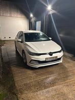 Vw golf 8 benzine 25000km LEDER AMBILIGHT gekeurd, Auto's, Volkswagen, Voorwielaandrijving, Wit, Leder, 5 deurs