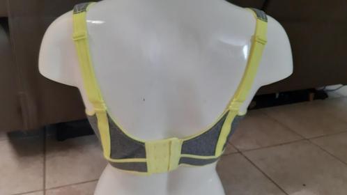 Set de Prima Donna Sport Eur 70A FR 85A neuf gris jaune, Vêtements | Femmes, Vêtements de sport, Neuf, Course à pied ou Cyclisme