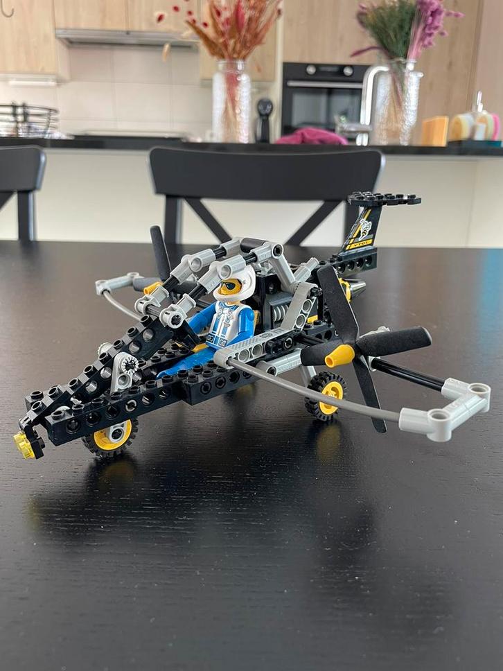 Lego VTOL 8222, Kinderen en Baby's, Speelgoed | Duplo en Lego, Gebruikt, Lego, Complete set, Ophalen of Verzenden