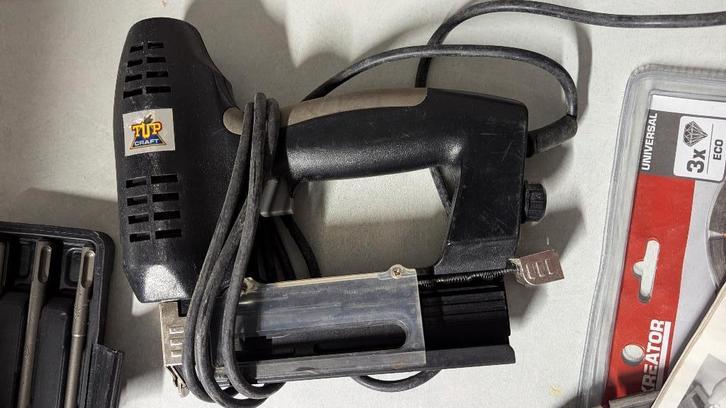niet en nagelpistool electrisch, Doe-het-zelf en Bouw, Gereedschap | Overige machines, Ophalen