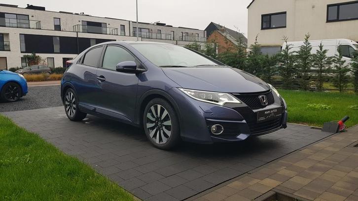 Honda Civic 5DR 1.8 Benzine Automaat Bj.2016 Met 92.000 Km., Auto's, Honda, Bedrijf, Te koop, Civic, 360° camera, ABS, Adaptieve lichten