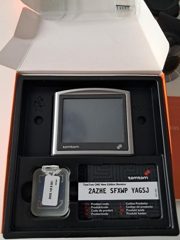 GPS Tomtom ONE + items, Auto diversen, Autonavigatie, Gebruikt, Ophalen of Verzenden