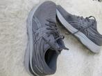 Schoenen Asics, Sport en Fitness, Loopsport en Atletiek, Overige typen, Ophalen of Verzenden, Zo goed als nieuw, Overige sporten
