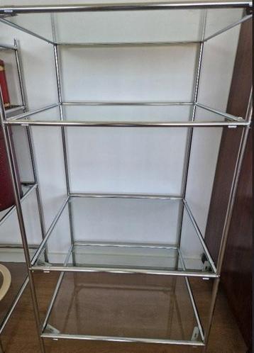 Uitstalrek Vintage Design chroom met glazen leggers beschikbaar voor biedingen