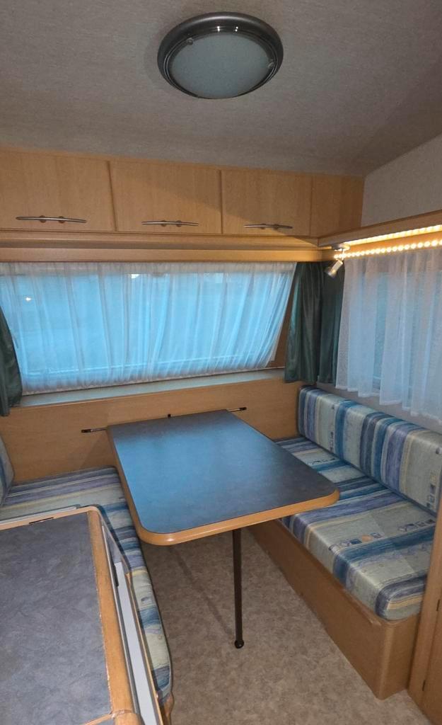 Adria mtm 1000kg bj 2000, Caravans en Kamperen, Caravans, Particulier, tot en met 3, 750 - 1000 kg, Standaardzit, Adria, Dwarsbed