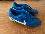 Voetbalschoenen Nike Tiempo, Sport en Fitness, Voetbal, Ophalen, Gebruikt, Schoenen