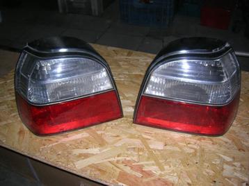 achterlichten golf 3 rood , wit beschikbaar voor biedingen