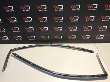 Mitsubishi 3000GT vr4 deurlijsten // door trim beschikbaar voor biedingen