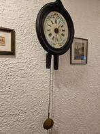 Antieke hangklok, Antiquités & Art, Antiquités | Horloges, Enlèvement