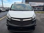 Opel Vivaro 1.6 diesel trekhaak airco cruise navigatie, Auto's, Voorwielaandrijving, Electronic Stability Program (ESP), 4 cilinders