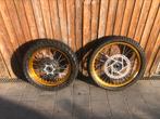 Velgen Exel enduro, Motoren, Ophalen