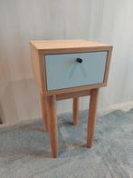 Nieuw nachtkastje in eik natuur, Neuf, Moins de 45 cm, Enlèvement, 55 à 70 cm