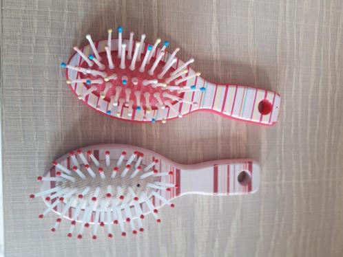 Nieuwe poppen haarborstels (haarborstel), Kinderen en Baby's, Speelgoed | Poppen, Nieuw, Ophalen of Verzenden