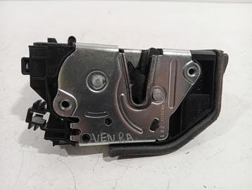 PORTIERVANGER CV ELEKTR. RECHTS ACHTER BMW 1 serie (F20) beschikbaar voor biedingen