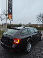 SKODA OCTAVIA BREAK/GREENTEC/NAVI-CAMERA-PDC-CRUIS/GARANTIE, Auto's, Euro 6, 4 cilinders, 1600 cc, Zwart