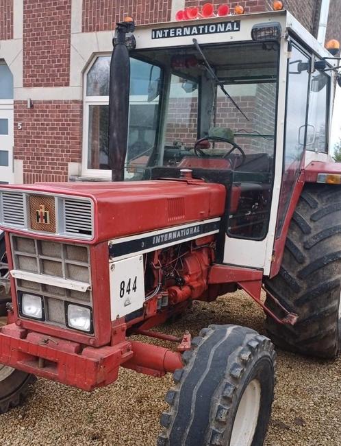 Tracteur international 844, Zakelijke goederen, Landbouw | Tractoren, Ophalen of Verzenden