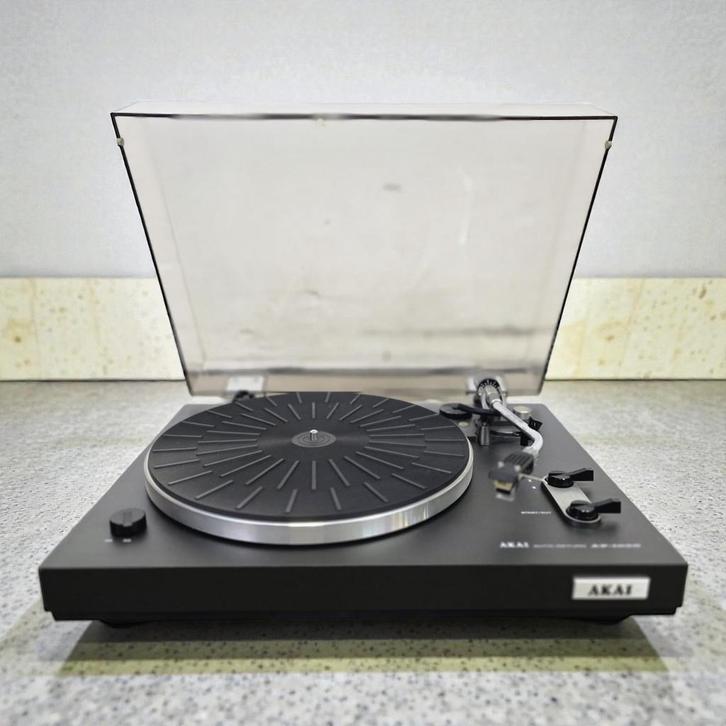 Vintage platenspeler / pick up speler AKAI AP-100C, Audio, Tv en Foto, Platenspelers, Gebruikt, Platenspeler, Akai, Ophalen of Verzenden