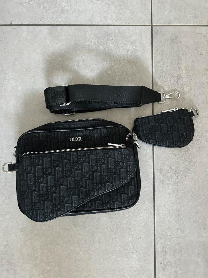 Dior Saddle Crossbody Tas – Zwart Oblique Canvas, Handtassen en Accessoires, Tassen | Schoudertassen, Zo goed als nieuw, Zwart