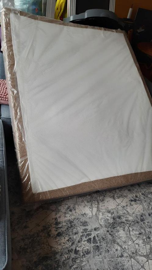 nieuw in de plastic verpakking matelas latex en traagschuim, Huis en Inrichting, Slaapkamer | Matrassen en Bedbodems, Nieuw, Matras