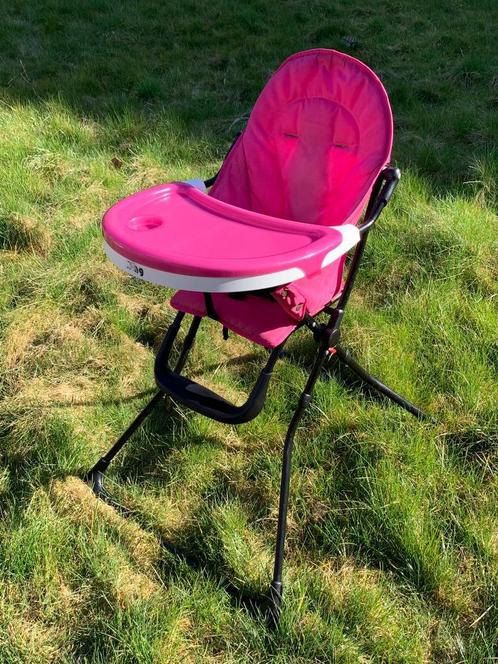 Opklapbare kinderstoel, Kinderen en Baby's, Kinderstoelen, Zo goed als nieuw, Inklapstoel, Afneembaar eetblad, Gordel(s), Ophalen