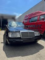 Mercedes 230CE oldtimer!, Auto's, Mercedes-Benz, Automaat, Zwart, Leder, Particulier