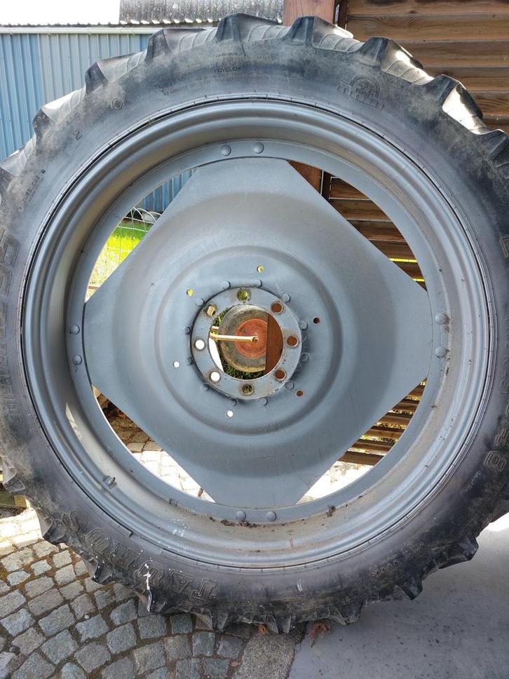 A vendre, Articles professionnels, Agriculture | Pièces | Pneus, Jantes & Essieux, Enlèvement