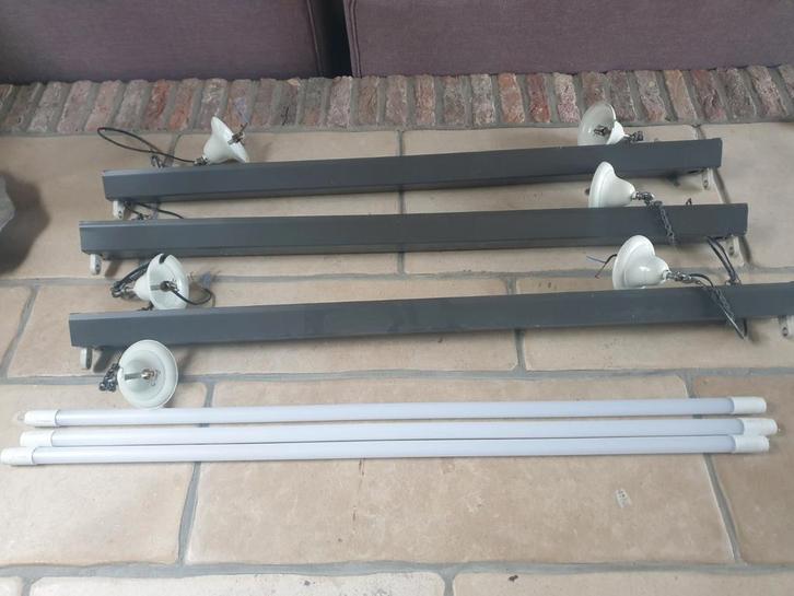 Vintage plafondlampen met nieuwe LED

(30 euro per stuk), Maison & Meubles, Lampes | Plafonniers, Utilisé, Enlèvement