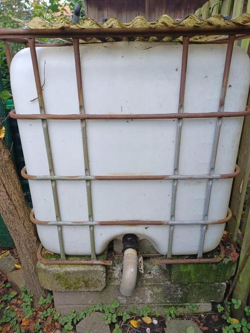 Regenton in gebruikte staat, Tuin en Terras, Regentonnen, Gebruikt, Kunststof, 150 liter of meer, Ophalen