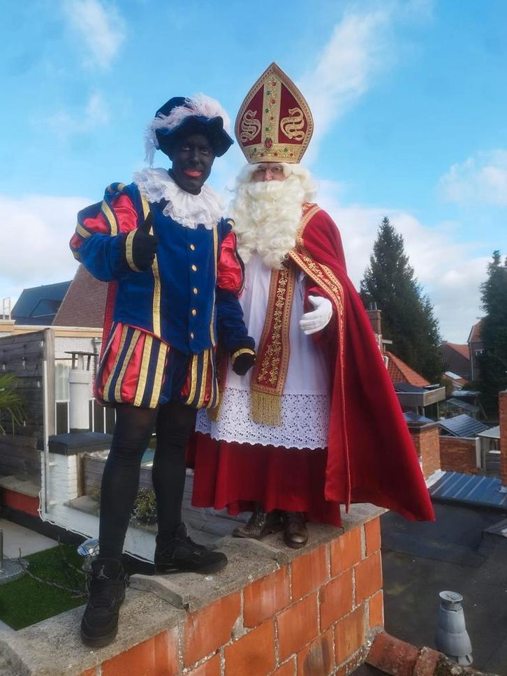 Sinterklaas en zijn vertrouwde hulp op bezoek, Divers, Saint-Nicolas, Comme neuf, Enlèvement ou Envoi