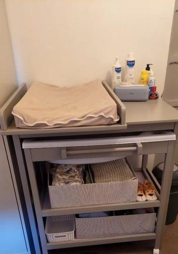 Verzorgingstafel met badje, Enlèvement, Comme neuf, Baignoire, Autres marques