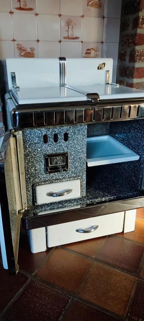 Vintage cuisinaire ( kookfornuis) merk PQ  in topstaat., Huis en Inrichting, Kachels, Allesbrander, Ophalen