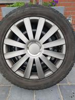 Mercedes B 16inch metalen velgen + winterbanden  + wielschij, Auto-onderdelen, Ophalen, Gebruikt, Velg(en), 16 inch