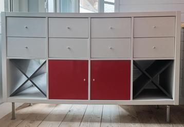 Wooden Cabinet with Drawers, Cupboards & Open Shelving disponible aux enchères