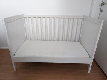 Sundvik babybed/peuterbed