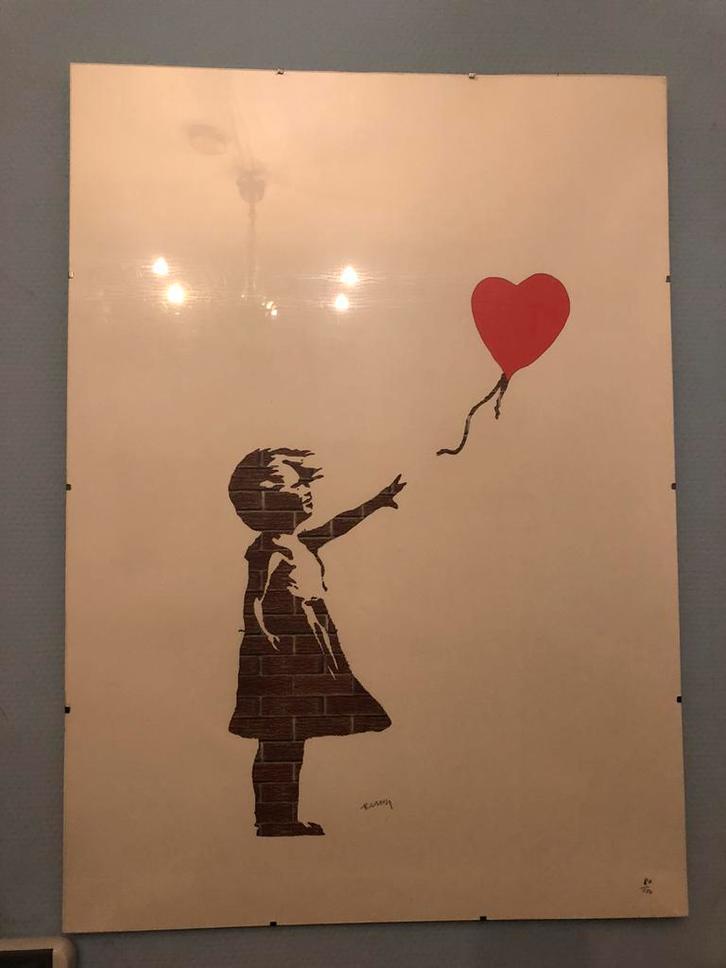 Lithographie Banksy sous cadre 70x50 cm, Antiquités & Art, Art | Lithographies & Sérigraphies, Enlèvement ou Envoi