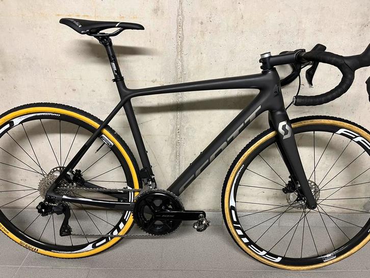 Scott Addict rc cx-gravel di2 12speed, Fietsen en Brommers, Fietsen | Racefietsen, Zo goed als nieuw, Ophalen