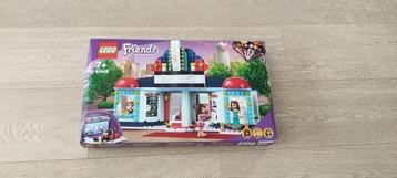 Lego 41448 Lego Friends Le cinéma de Heartlake City beschikbaar voor biedingen