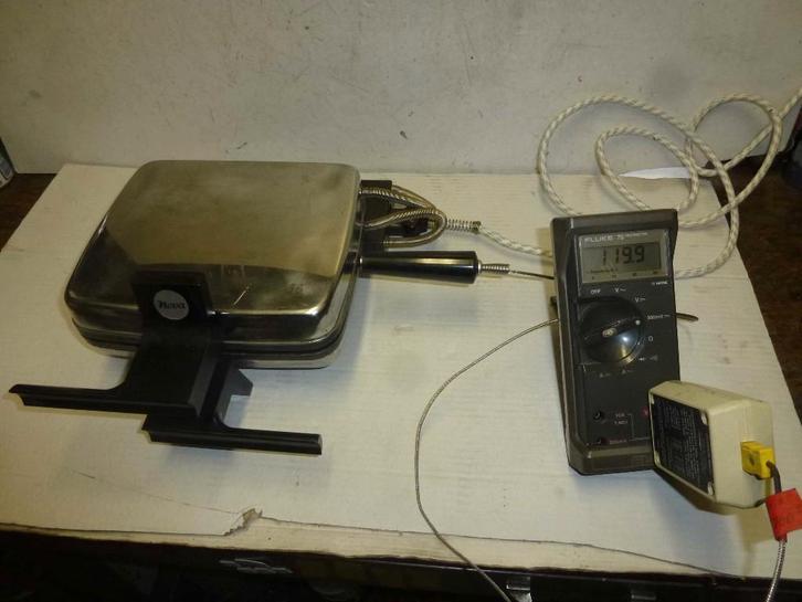 fer à gaufres NOVA - puissance 1050 W, Huis en Inrichting, Keuken | Potten en Pannen, Gebruikt, Inox, Ophalen of Verzenden