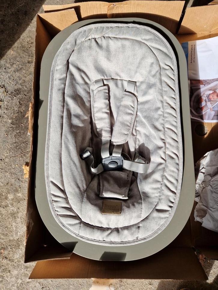 Siège nouveau-né Treppy, Enfants & Bébés, Chaises pour enfants, Comme neuf, Chaise évolutive, Enlèvement