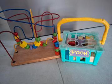 HOUTEN KRALENBAAN + BABY'S EERSTE 16 BLOKKEN (hout)van POOH  beschikbaar voor biedingen