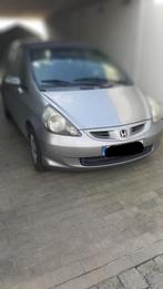 Honda Jazz 2007 1.3 benzine euro4 manueel, Auto's, Honda, Voorwielaandrijving, 4 deurs, Stof, Zwart