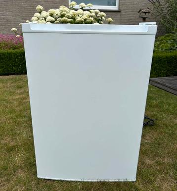 Ijskast koelkast   inhoud 113 L (vriesvak 16L) nieuw beschikbaar voor biedingen