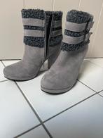 bottes taille 40, Enlèvement ou Envoi, Comme neuf, Gris
