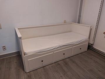 Lit ikea, Enlèvement, Comme neuf