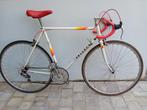 Vintage koersfiets Peugeot, Fietsen en Brommers, Fietsen | Racefietsen, Ophalen