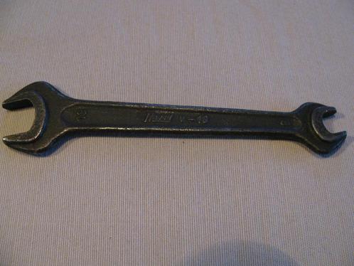 Hazet “a” V 10 wrench 8 mm x 13 mm small a, Collections, Marques automobiles, Motos & Formules 1, Utilisé, Voitures, Enlèvement ou Envoi