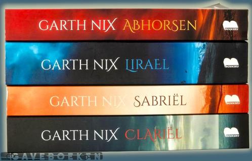 Het Oude Koninkrijk - Garth Nix - Boekerij - 4x - Paperback, Boeken, Fantasy, Gelezen, Ophalen of Verzenden