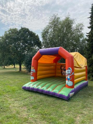Châteaux gonflables à louer à partir de 65€, Enlèvement, Comme neuf